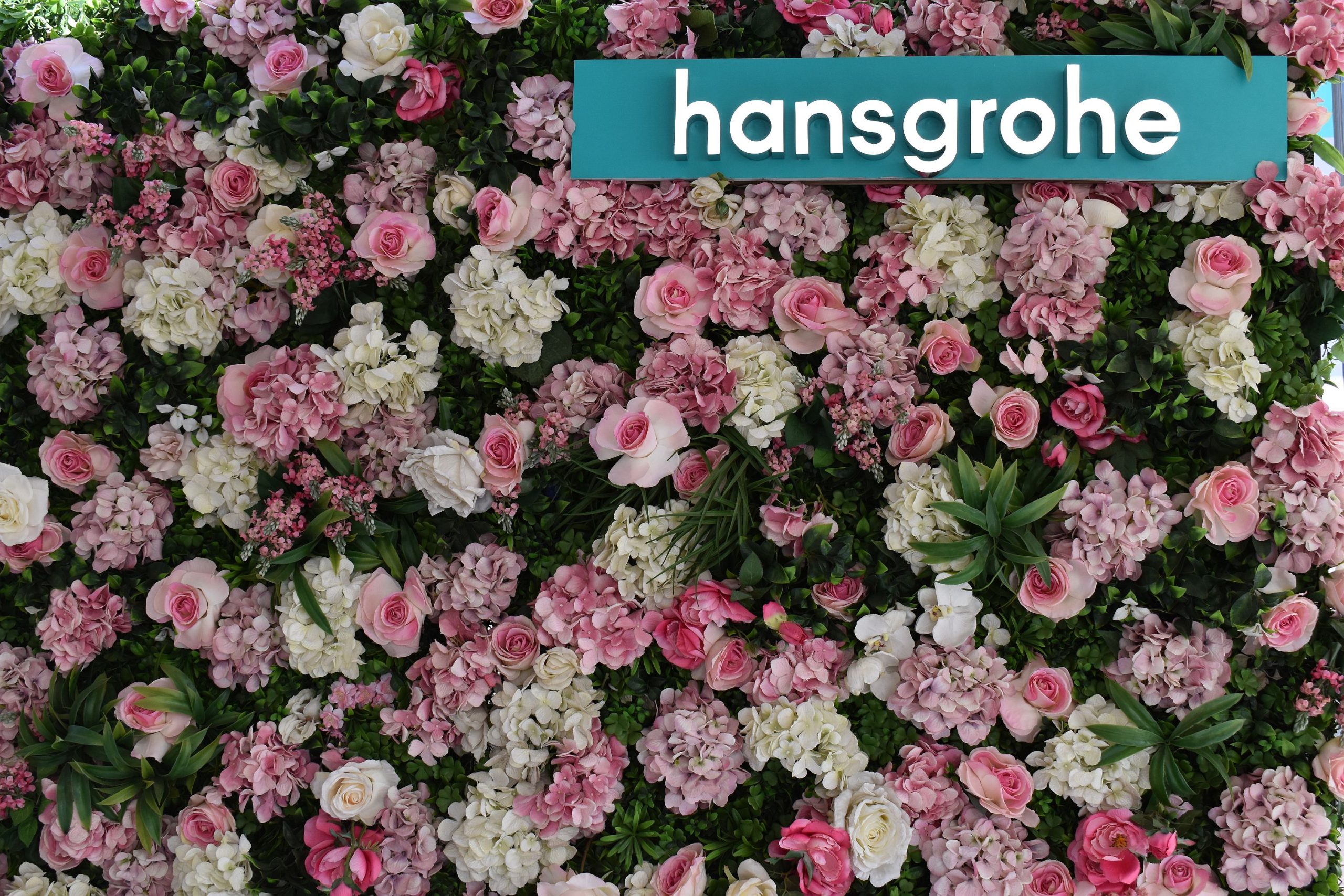 #21290_hansgrohe Flower Wall at the Hansgrohe Womens Day Event_